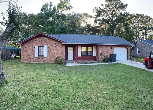 1313 Hampton Dr Photo 1