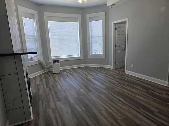 3rd image of 5319 S Indiana Ave APT 3