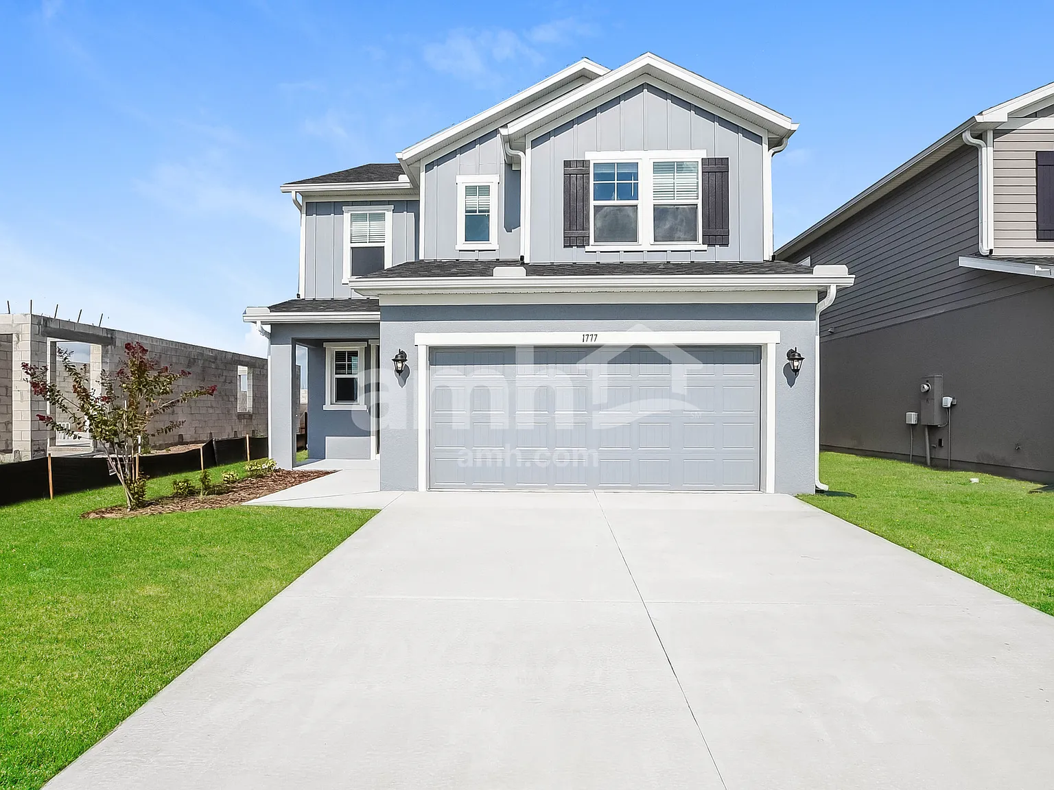 5 bed, 3.0 bath, 2377 sqft, $2,865 — Photo 1