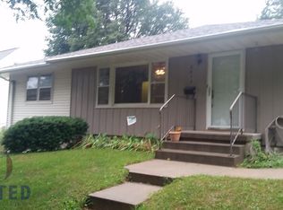 2913 S Coral St, Sioux City, IA 51106