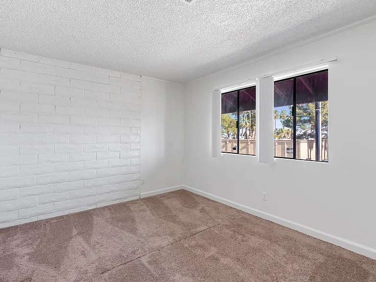 Townhome Villas — Photo 9