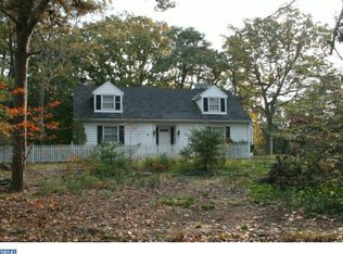 19 Sunset Dr, Millville, NJ 08332