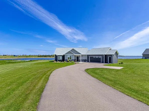 148 Blue Bay Dr, Charlotte Parish, PE C0A 1N0