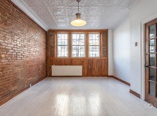 146 N 7th St APT 1R, Brooklyn, NY 11249