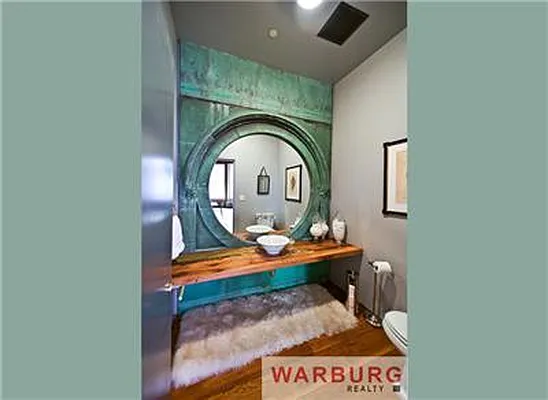 Rented by Warburg | media 28