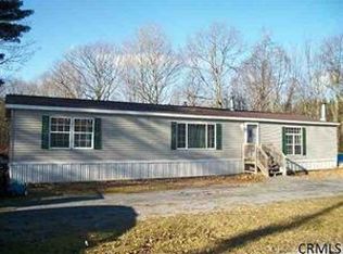 165 Priddle Rd, Esperance, NY 12066