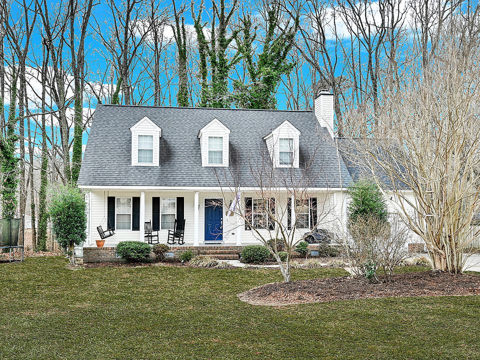 1st image of 950 Kelly Drive