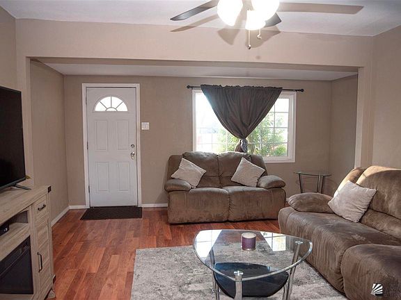 5th image of 1141 S 12th Ave