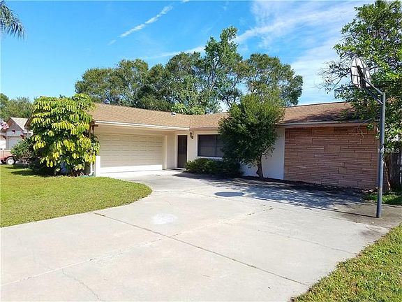 2nd image of 14989 Cromwell Dr