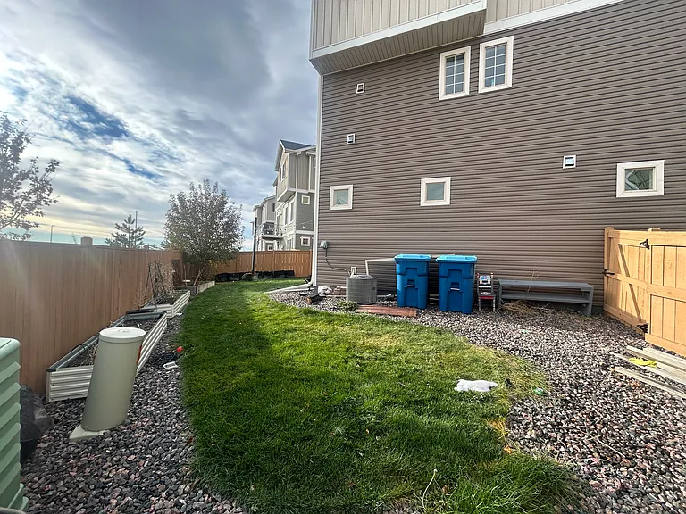 10054 Zeno St — Photo 25