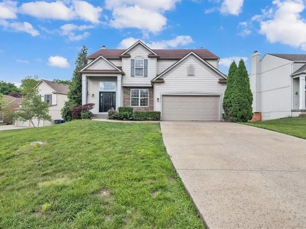 15815 W 158th St, Olathe, KS 66062