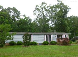 11 Lake Rd, Hertford, NC 27944