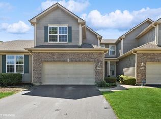 990 Oak Ridge Blvd, Elgin, IL 60120