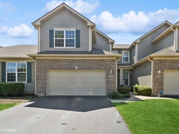 990 Oak Ridge Blvd, Elgin, IL 60120