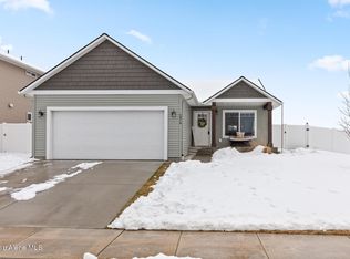 5914 W Irish Dr, Rathdrum, ID 83858