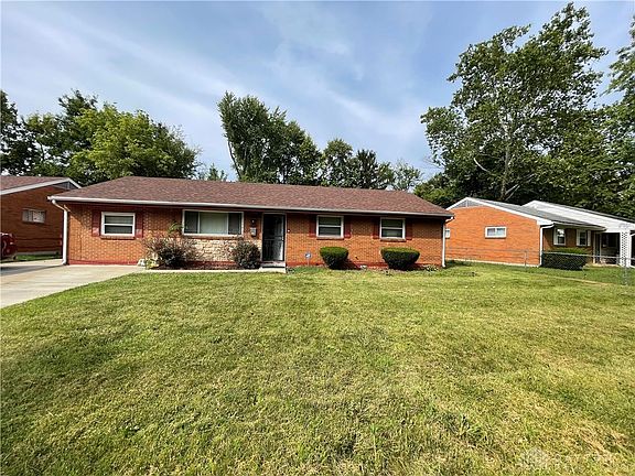 3rd image of 4439 Bluehaven Dr