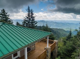 451 Distant Rdg, Sylva, NC 28779