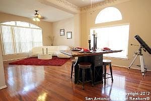 2nd image of 2758 Montebello