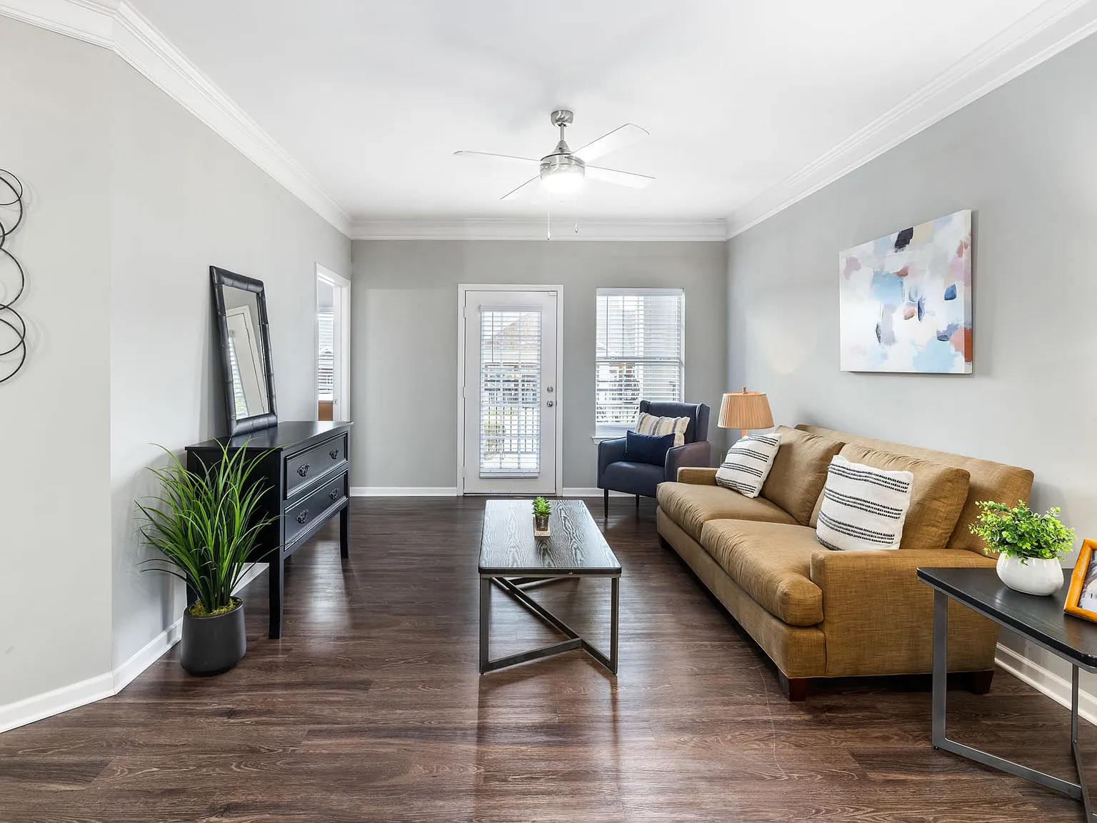 Lauren Ridge Apartment Homes — Photo 4