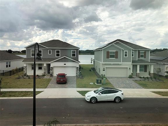 3rd image of 3037 ELLA WAY