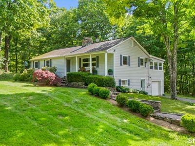200 Old Huckleberry Road, Wilton, CT, 06897