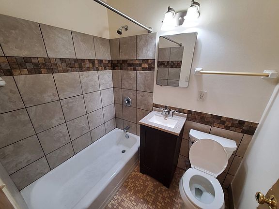 2nd image of 8420 W Greenfield Ave #8