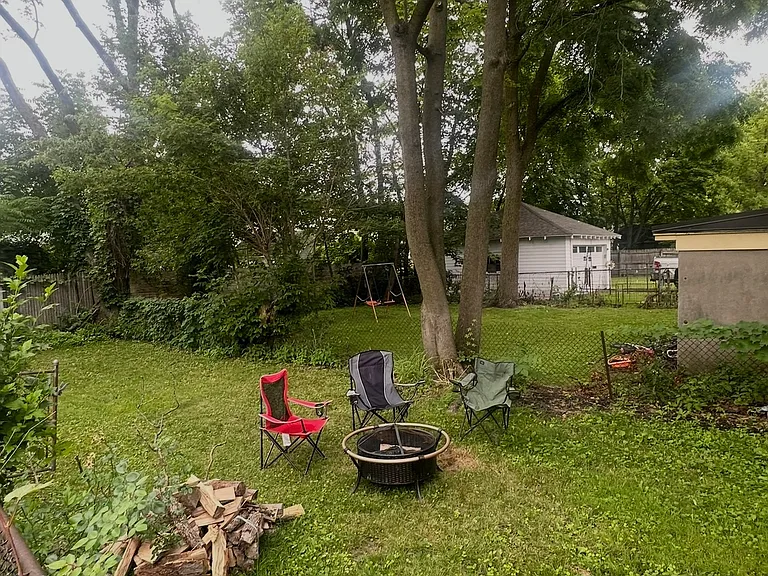 Paul Ave — Photo 3