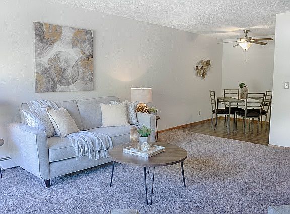 3rd image of 5600 Grandview Blvd #5616-214