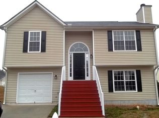 6896 Biscayne Blvd, Rex, GA 30273