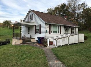 2008 Old Leechburg Rd, New Kensington, PA 15068