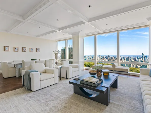 25 Columbus Circle image 1 of 21