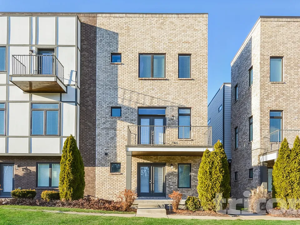 1208 Hillwood Private Cv