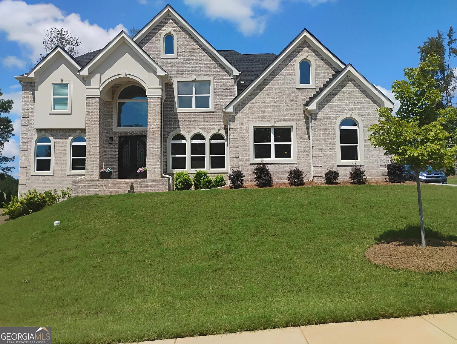 4604 Mossey Dr photo 1