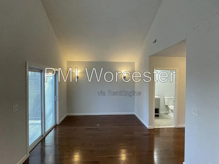 14 Edgemere Blvd #B — Photo 4