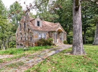 3003 Spotswood Trl, Barboursville, VA 22923