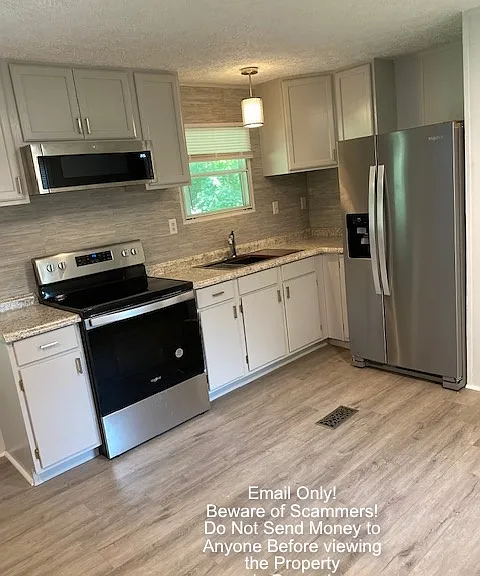 240 Bybee Rd — Photo 3