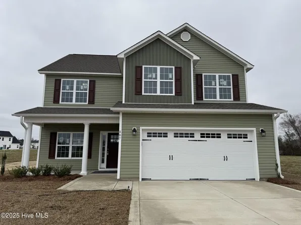 807 Calebs Creek Court, Maysville, NC 28555