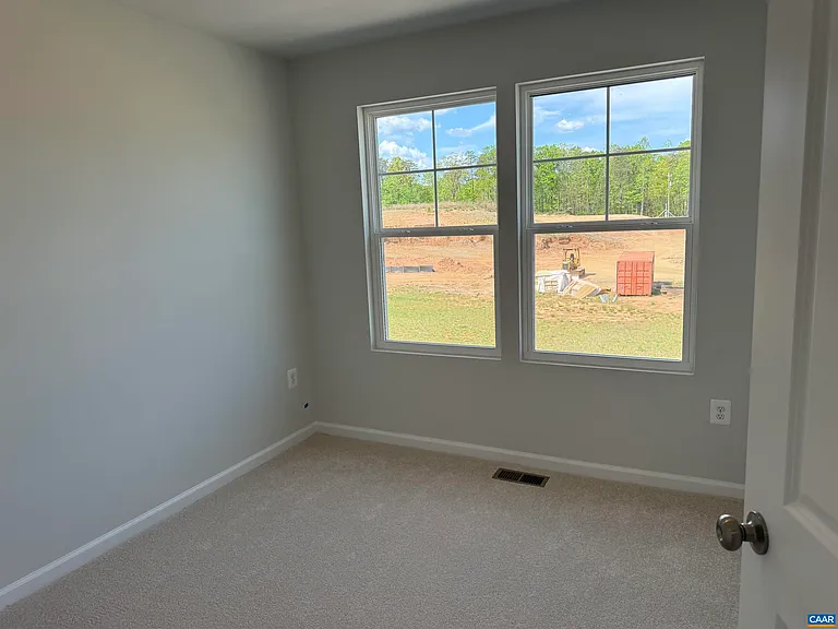 37 Laurin St — Photo 14