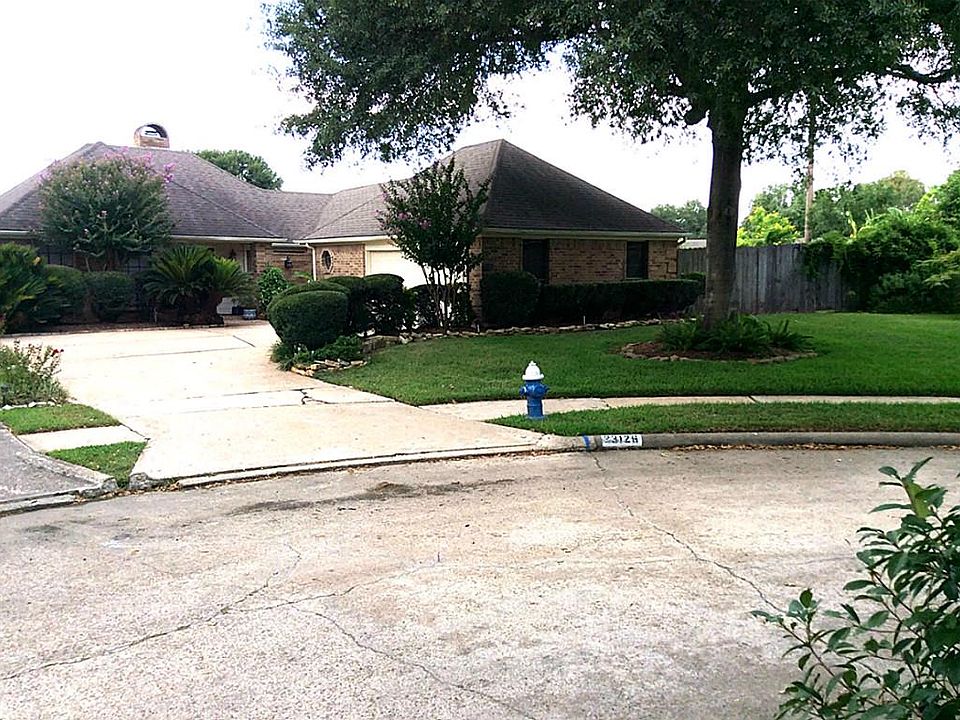 1st image of 23126 Glenover Dr
