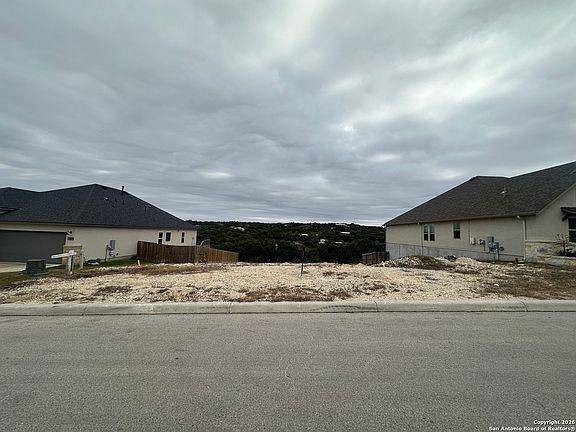 3rd image of 28010 Versant Hills LOT 104