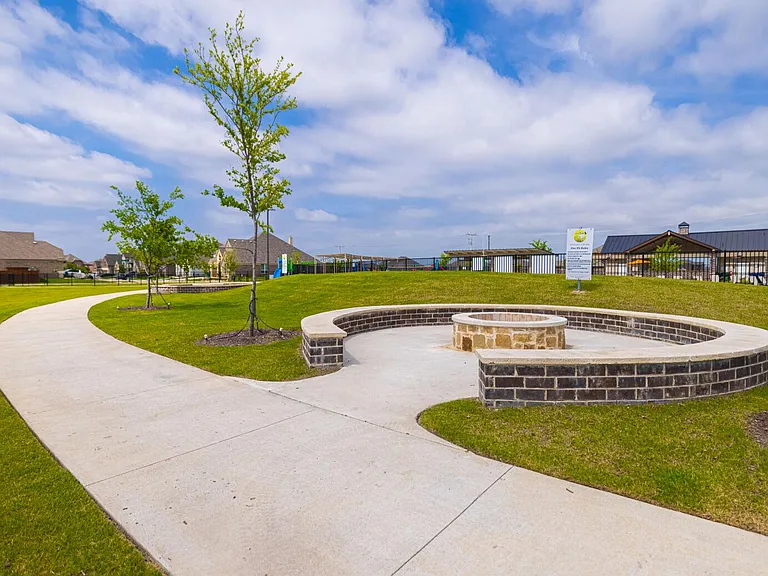 5809 Sandown Dr — Photo 41