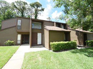 4 Southbury Ct, Palm Coast, FL 32137