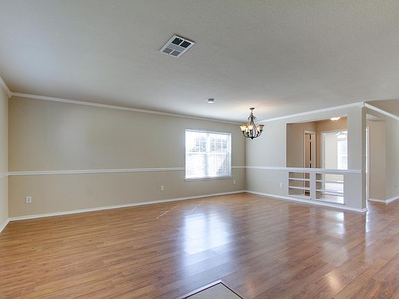 3rd image of 9301 Bedford Ln