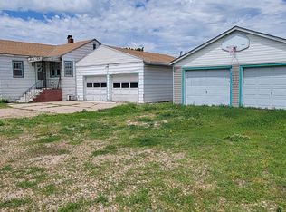 3515 Rodeo Rd, North Platte, NE 69101