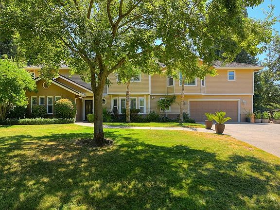 5th image of 8000 Indian Creek Dr