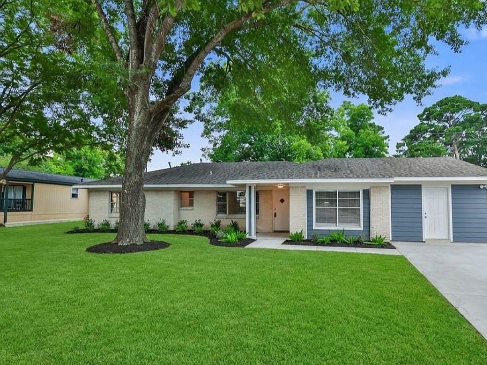 1st image of 20631 Nannette Ln