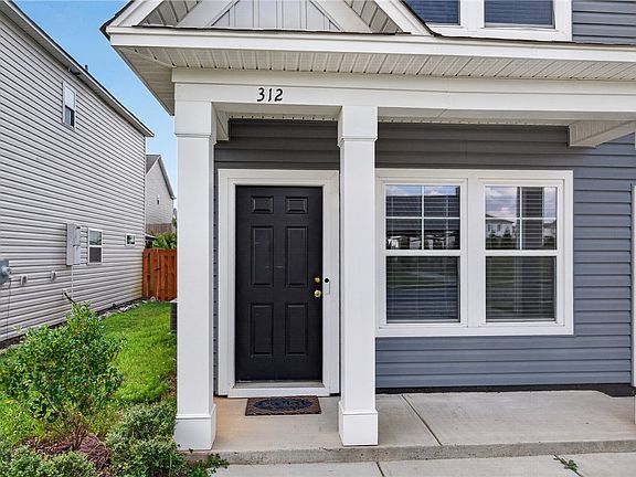 3rd image of 312 Phillips Dr