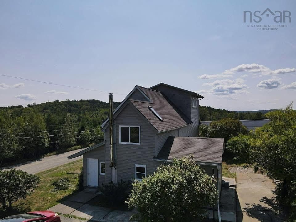 1st image of 1017 Feeners Corner Rd