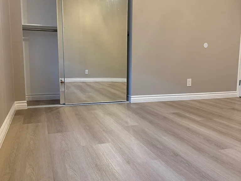 374 N Avenue 57 — Photo 13