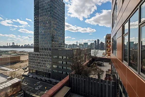 Sold by Nest Seekers International | media 11